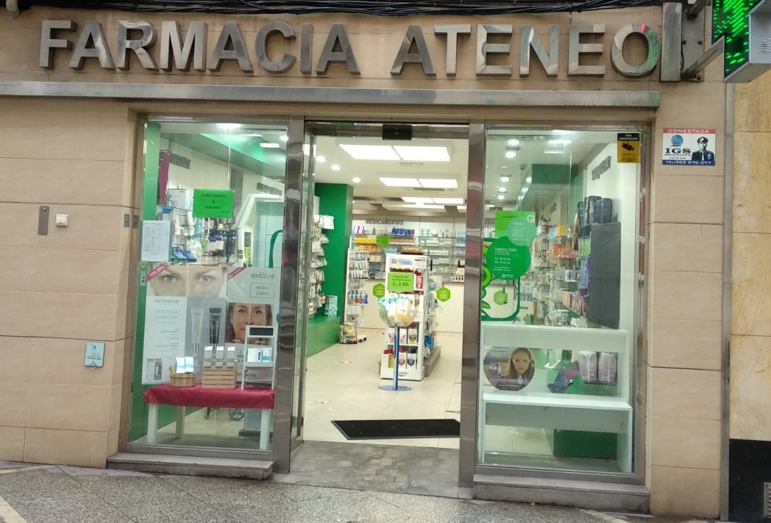 tienda-farmacia-ateneo-1.jpg